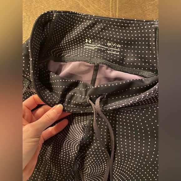Women’s Small Under Armour running leggings - Picture 3 of 5